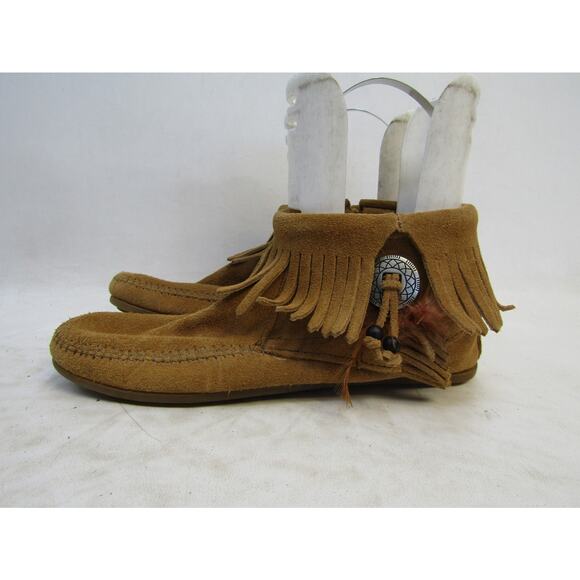 Minnetonka Womens Size 9 Brown Suede Fringe Ankle Fashion Boots Bootie - Picture 1 of 11